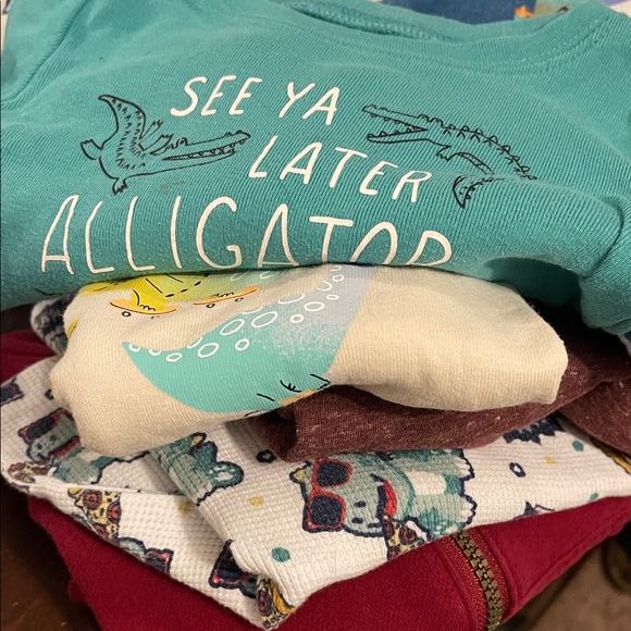 Carter 🌟 Reserved - Picture 2 of 9